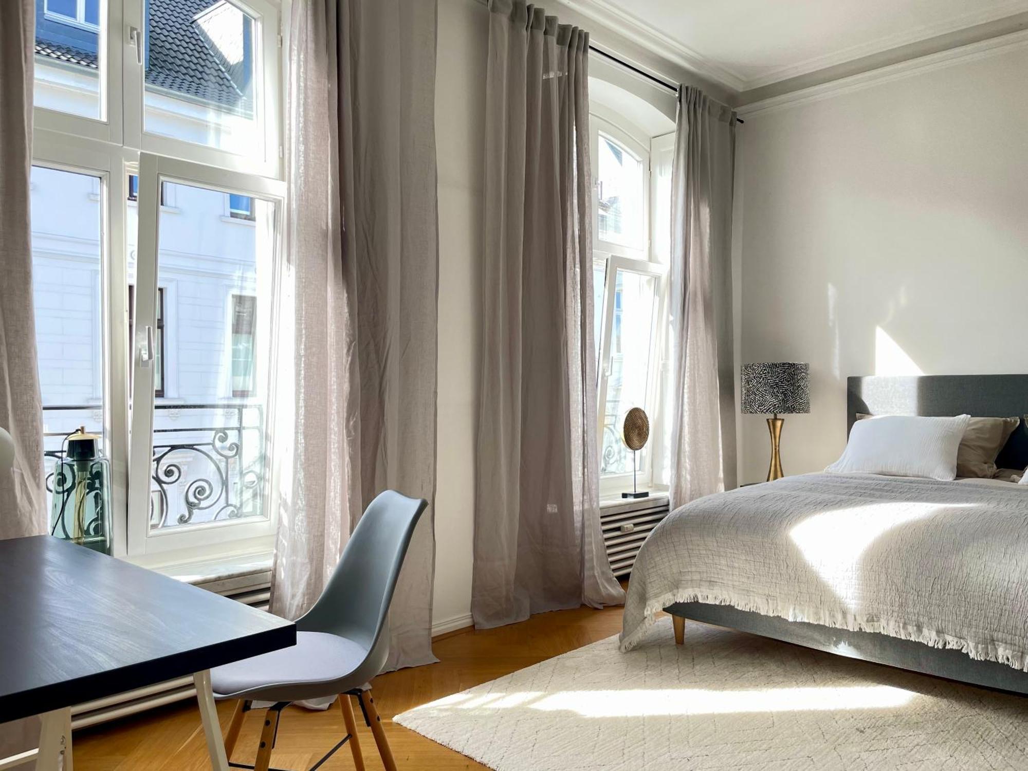Helle Altbauwohnung Mit Balkon Im Briller Viertel ヴッパータール エクステリア 写真